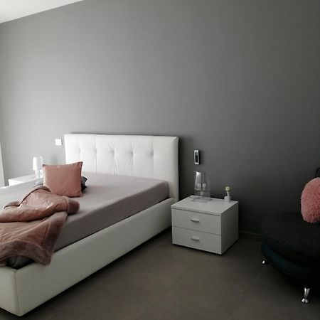 Sea View Apartment Монополі Екстер'єр фото