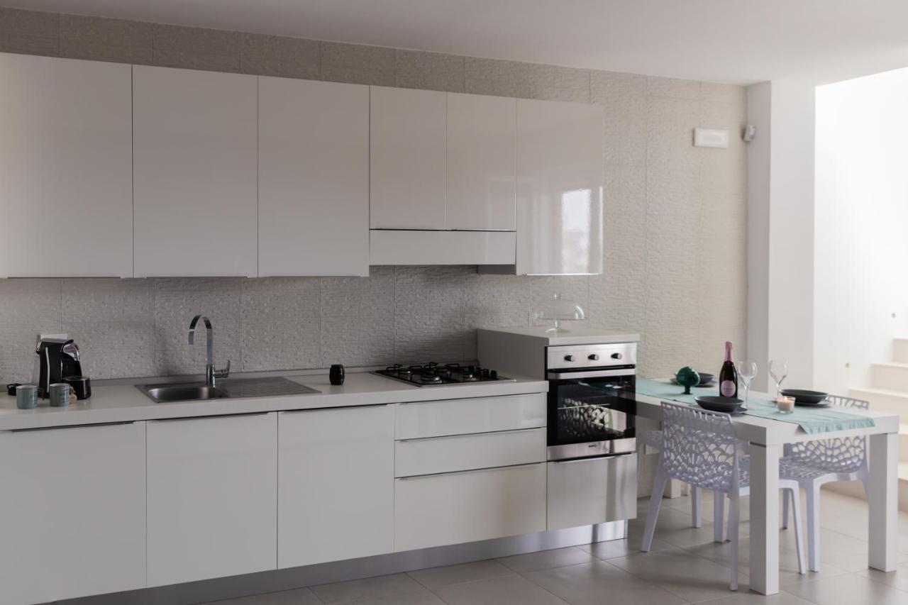 Sea View Apartment Монополі Екстер'єр фото