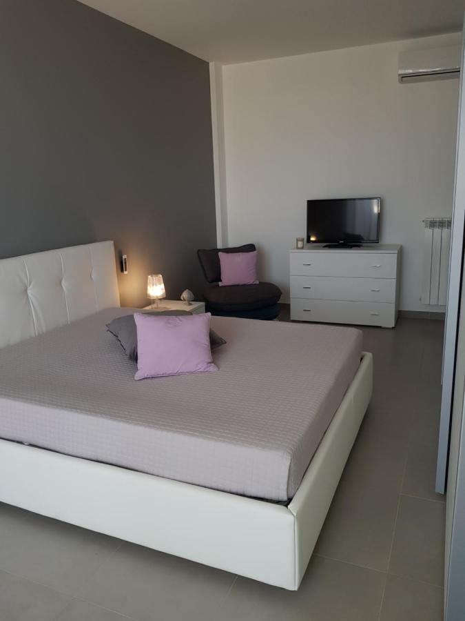 Sea View Apartment Монополі Екстер'єр фото